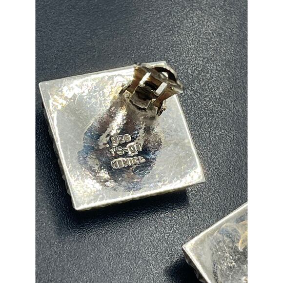 Sterling Silver Vintage Mexico Taxco TS-01 Waffle Quilted Heavy Clip on Earrings - Picture 7 of 12